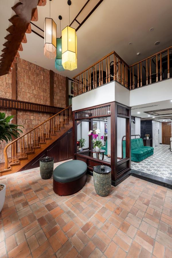 Golden Lotus Aman 4* Hanoi